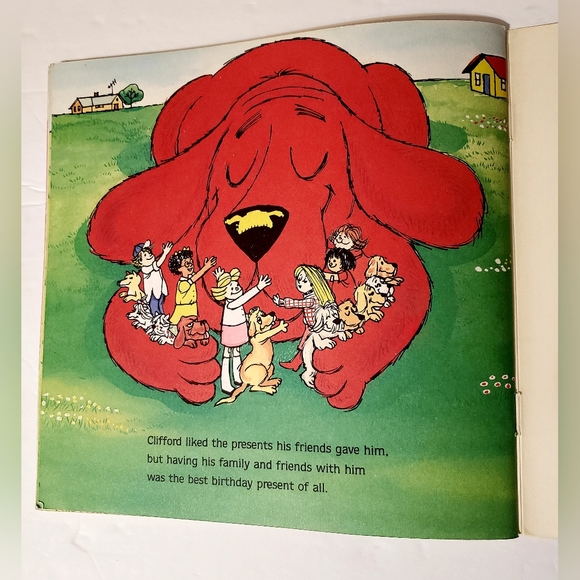 1990 Clifford the Big Red Dog's Birthday Party Book! - Picture 6 of 7